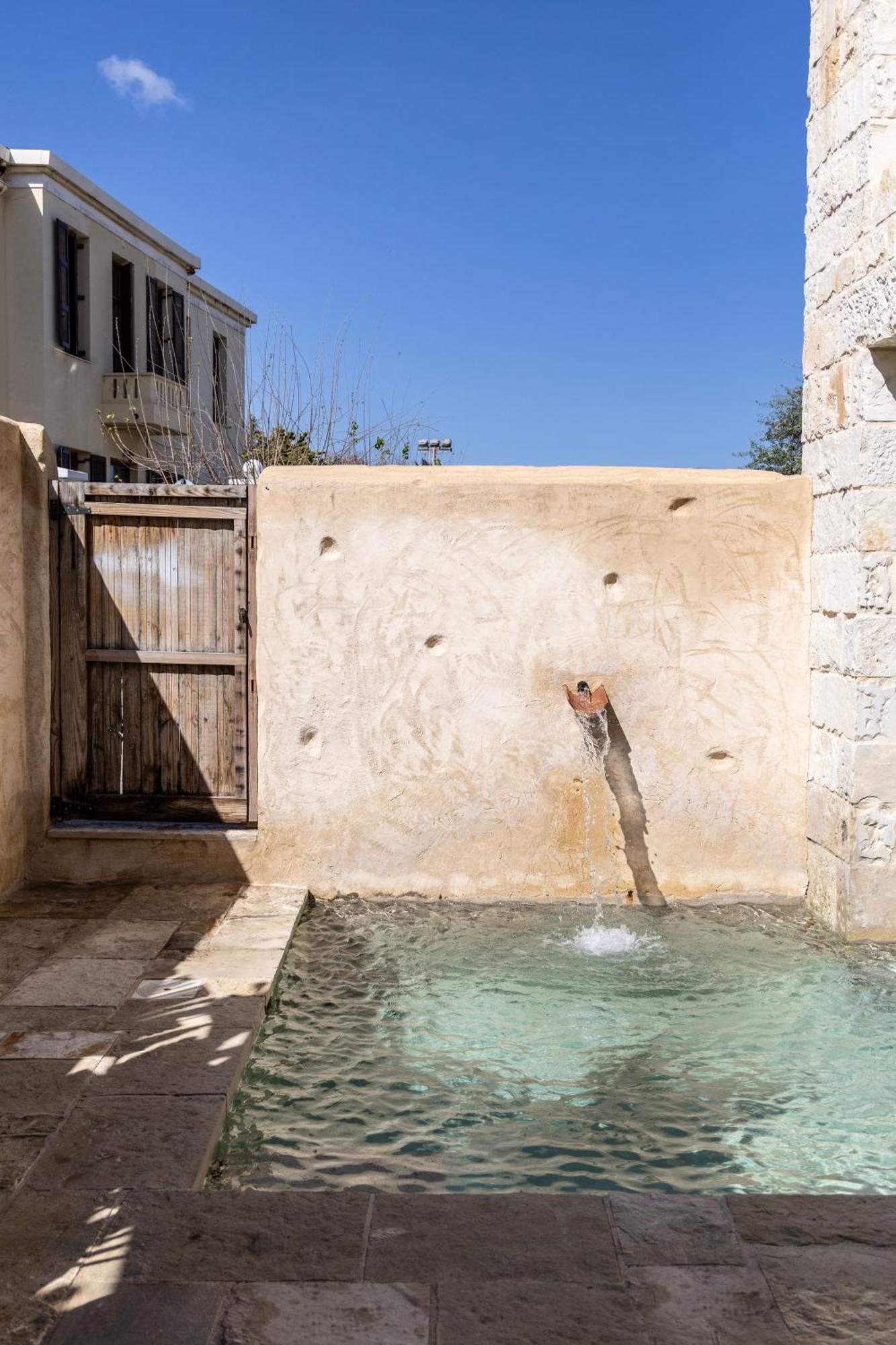 Amalen Suites Adults Only Rethymno  Bagian luar foto